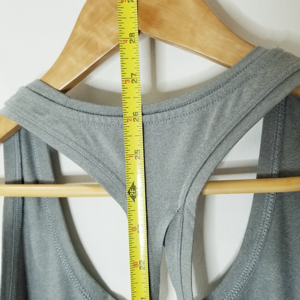 Athleta Limitless Keyhole Tank in Gray Heather Sz M - Picture 11 of 11